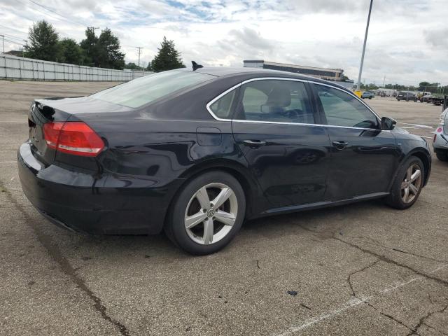 2015 VOLKSWAGEN PASSAT S 1VWAT7A38FC110294