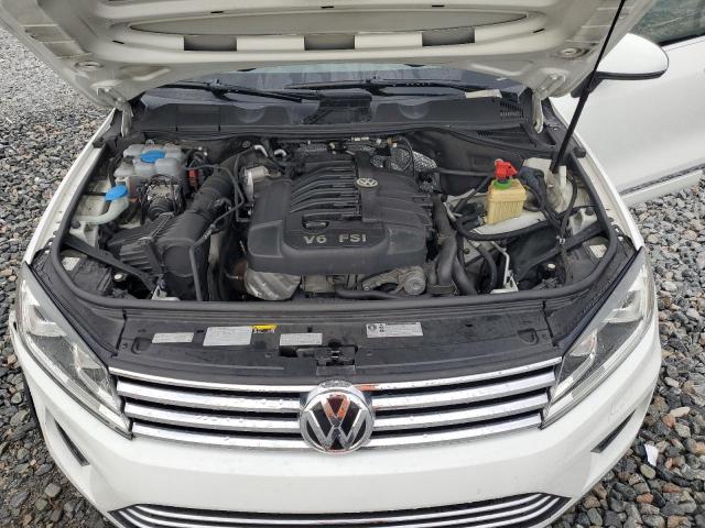 2017 VOLKSWAGEN TOUAREG WO WVGRF7BP1HD005538