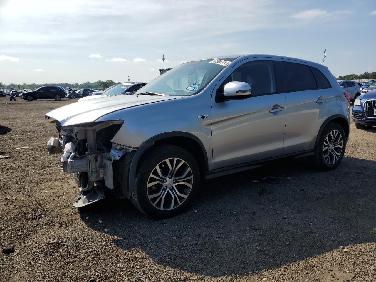 MITSUBISHI OUTLANDER ES