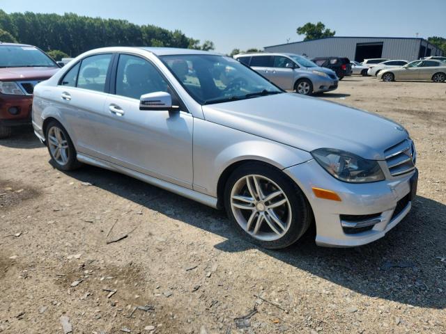 Vin: wddgf4hb7dr266942, lot: 63607395, mercedes-benz c-class 250 20134