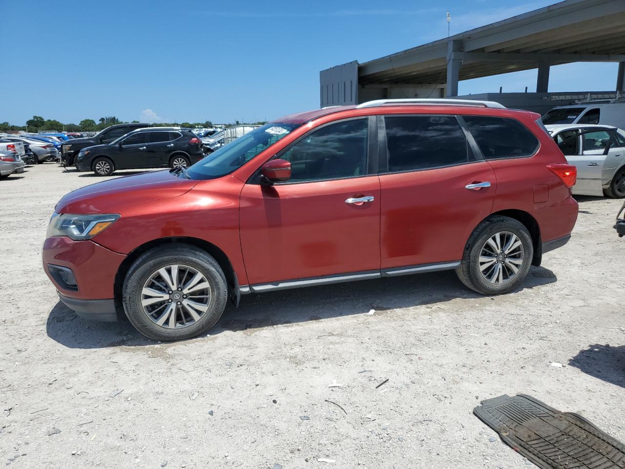 Nissan Pathfinder 2017