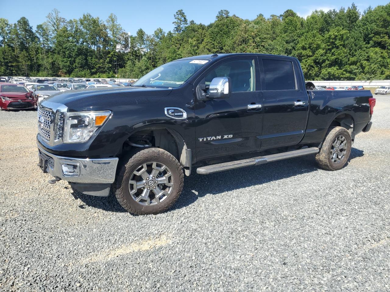 NISSAN TITAN SL