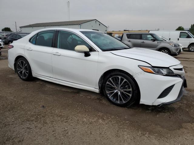2020 TOYOTA CAMRY XLE 4T1B21HK2LU522667