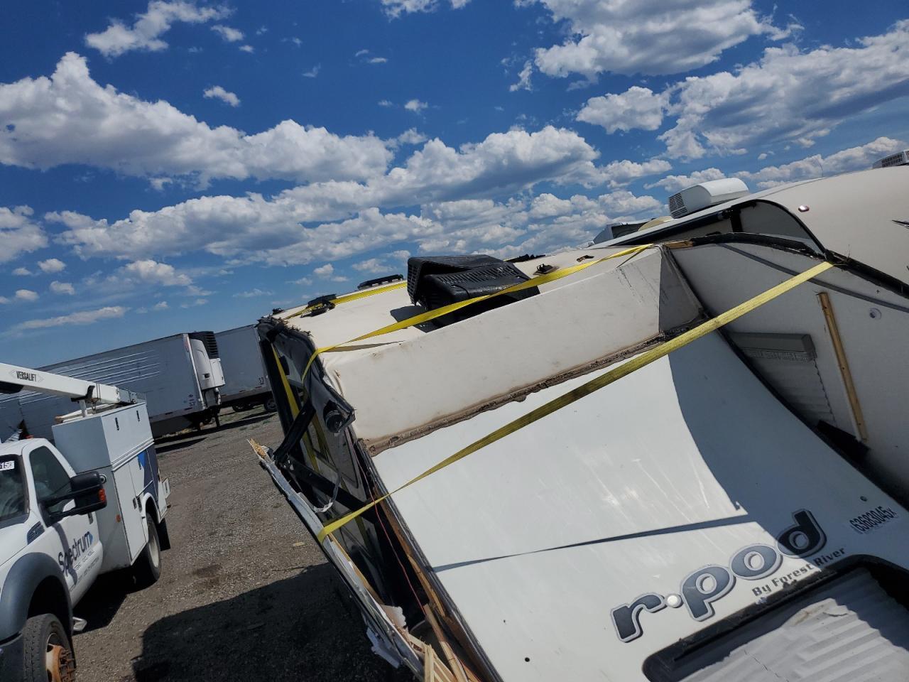 Lot #3216256022 2020 WILDWOOD R-POD