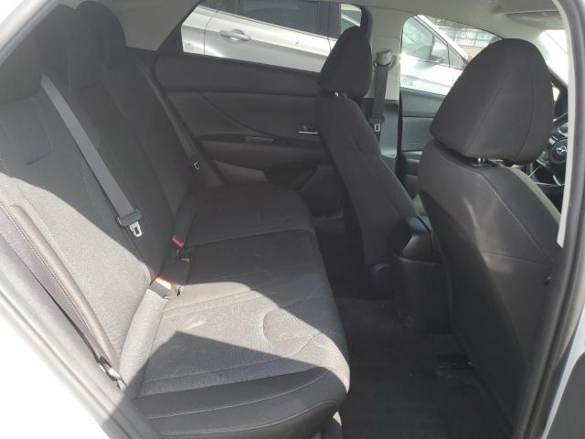 2022 HYUNDAI ELANTRA SE KMHLM4AGXNU301102