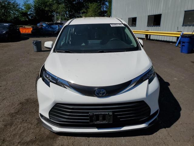 2021 TOYOTA SIENNA LE 5TDKRKEC7MS069350