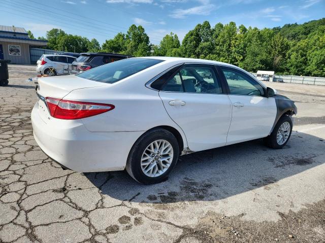 Vin: 4t1bf1fk4hu431155, lot: 63257595, toyota camry le 20173