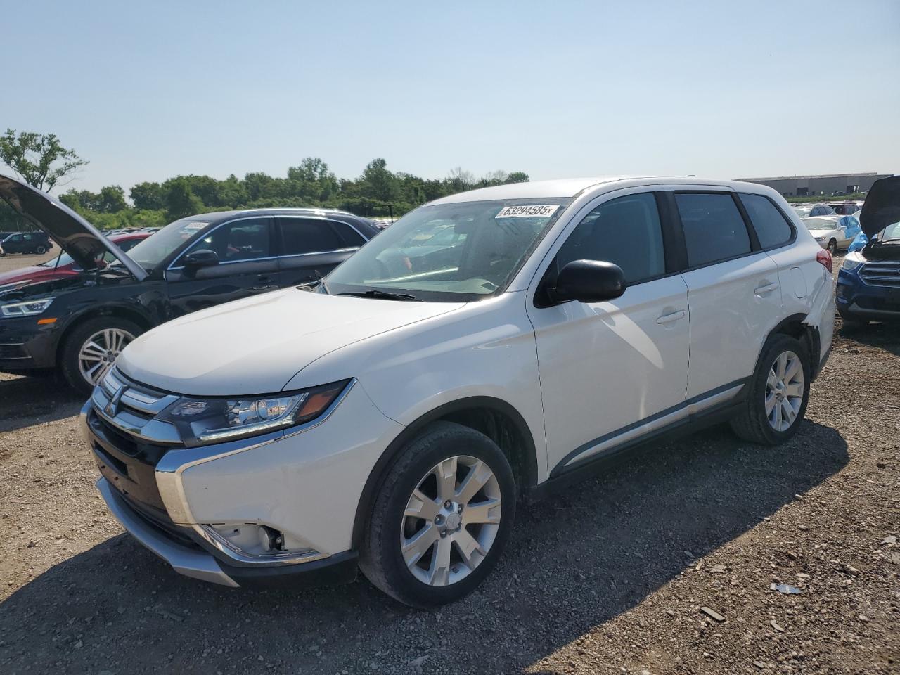  Salvage Mitsubishi Outlander
