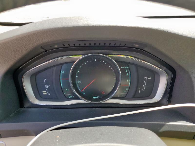 2015 VOLVO S60 PREMIE YV140MFB3F1311579
