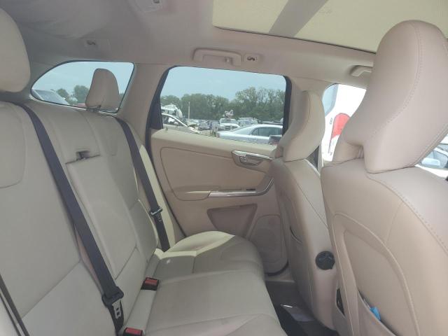 2015 VOLVO XC60 T5 PL YV440MDD8F2601818