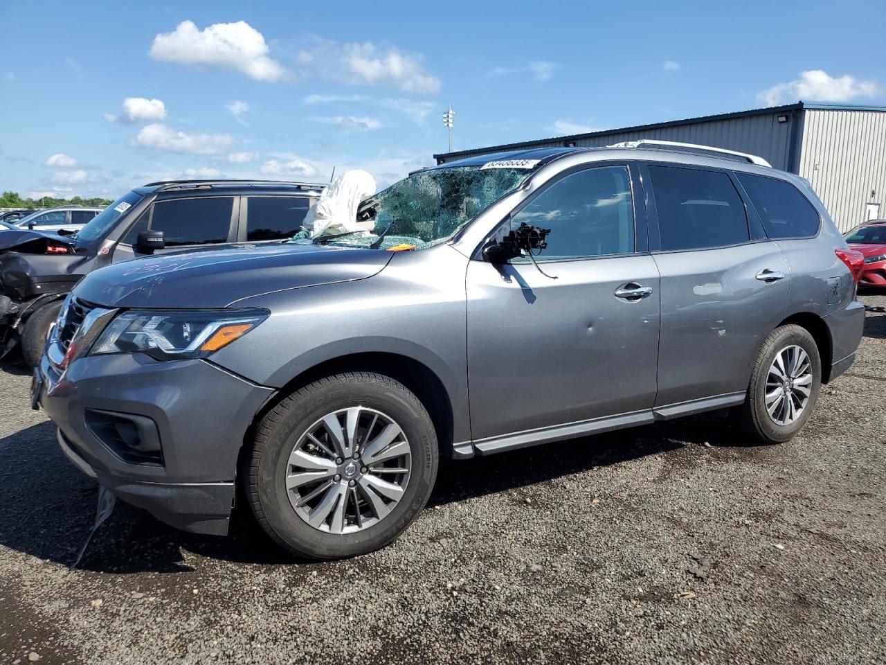 NISSAN PATHFINDER SV