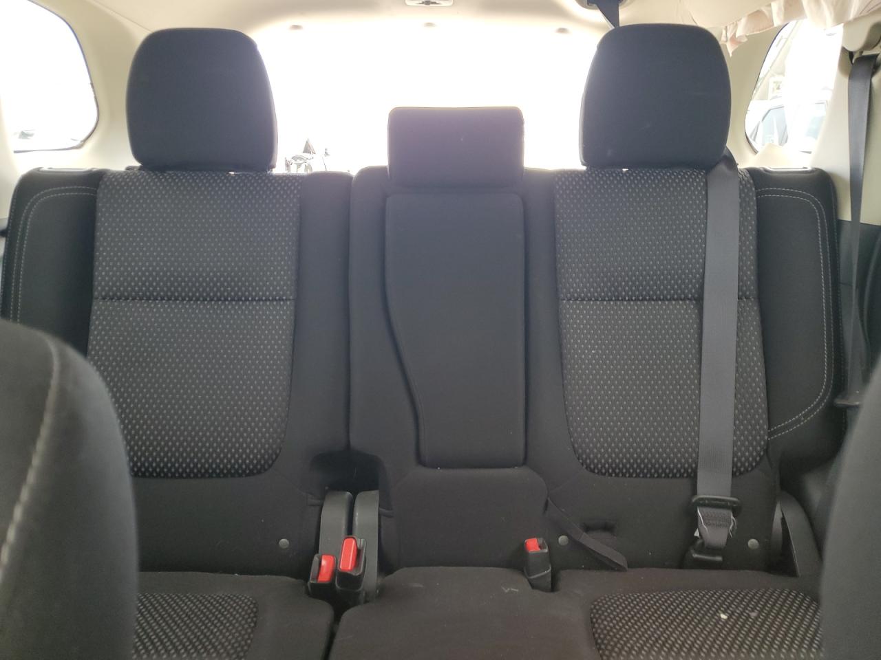 MITSUBISHI OUTLANDER SE