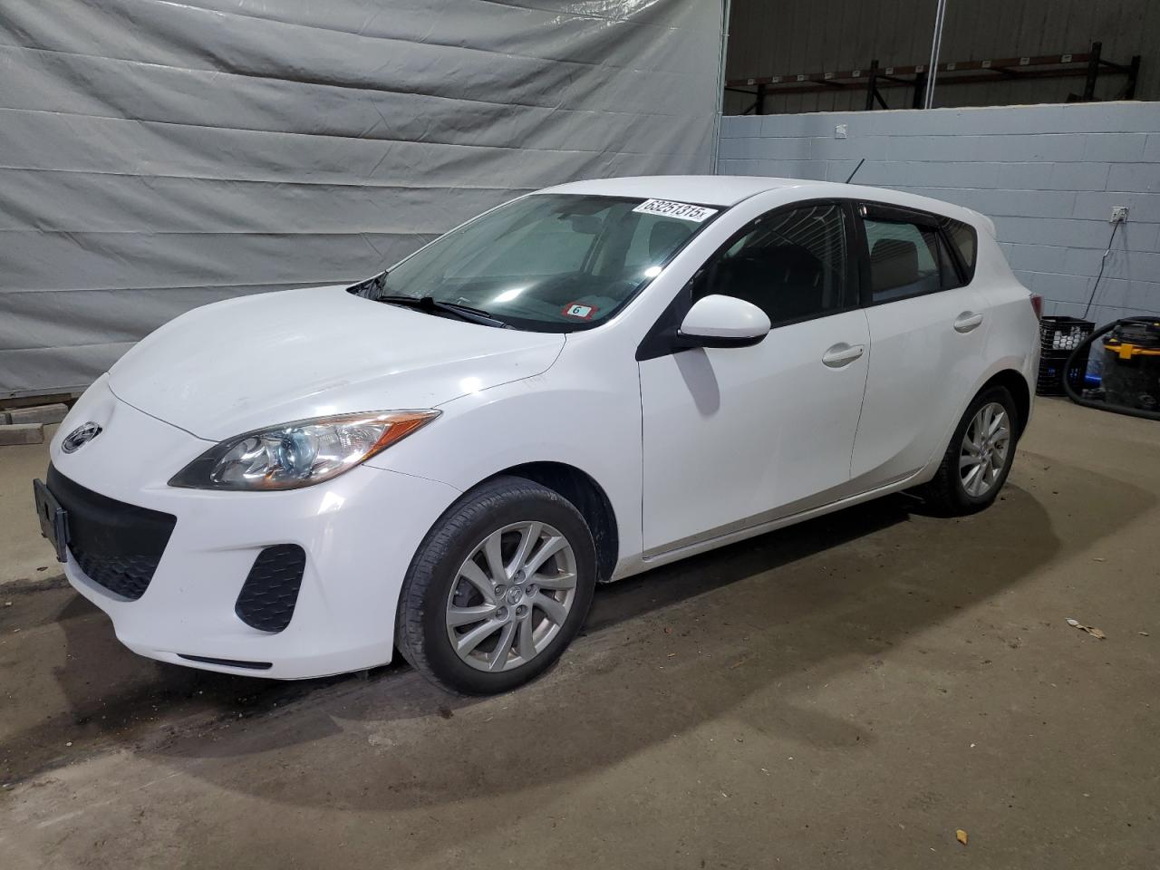 MAZDA 3 I
