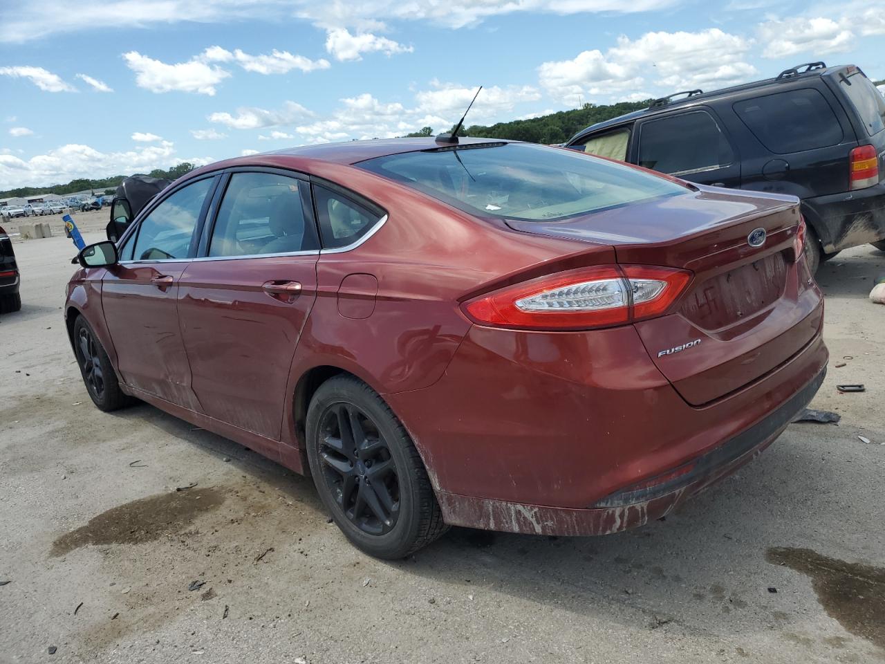 FORD FUSION SE
