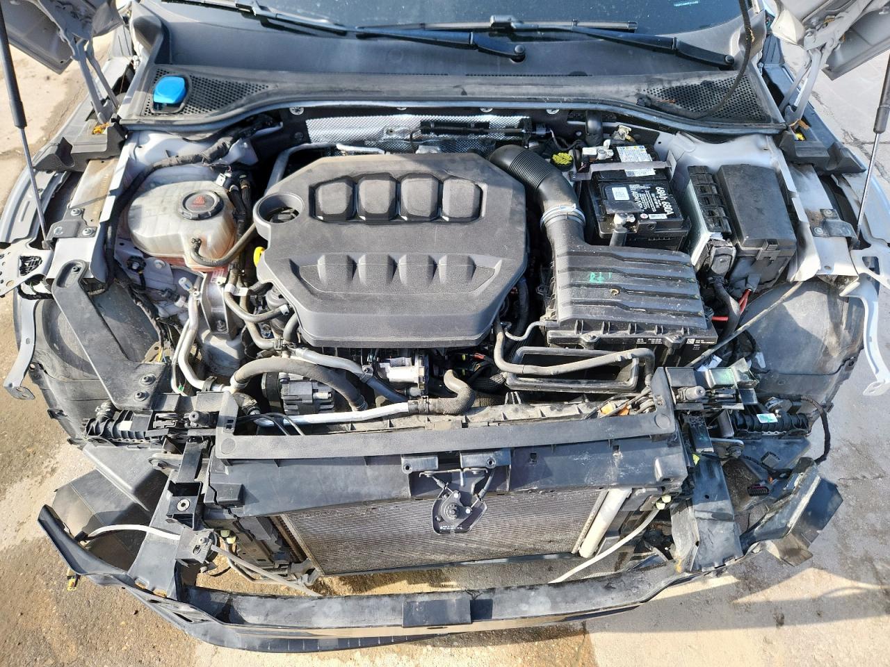 VOLKSWAGEN ARTEON SE R-LINE