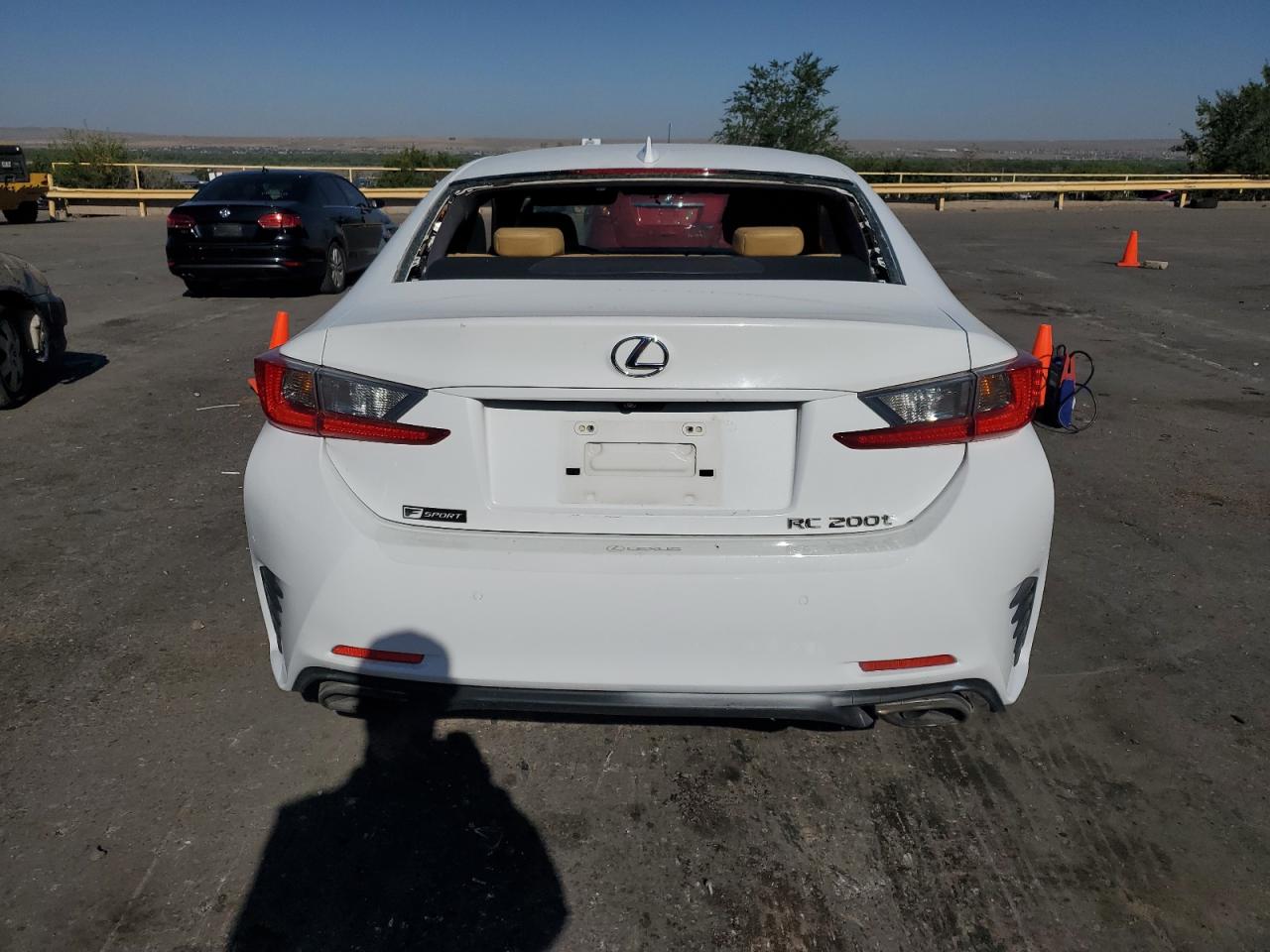LEXUS RC 200T