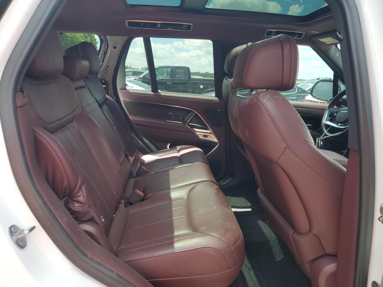 LAND ROVER RANGE ROVER SE