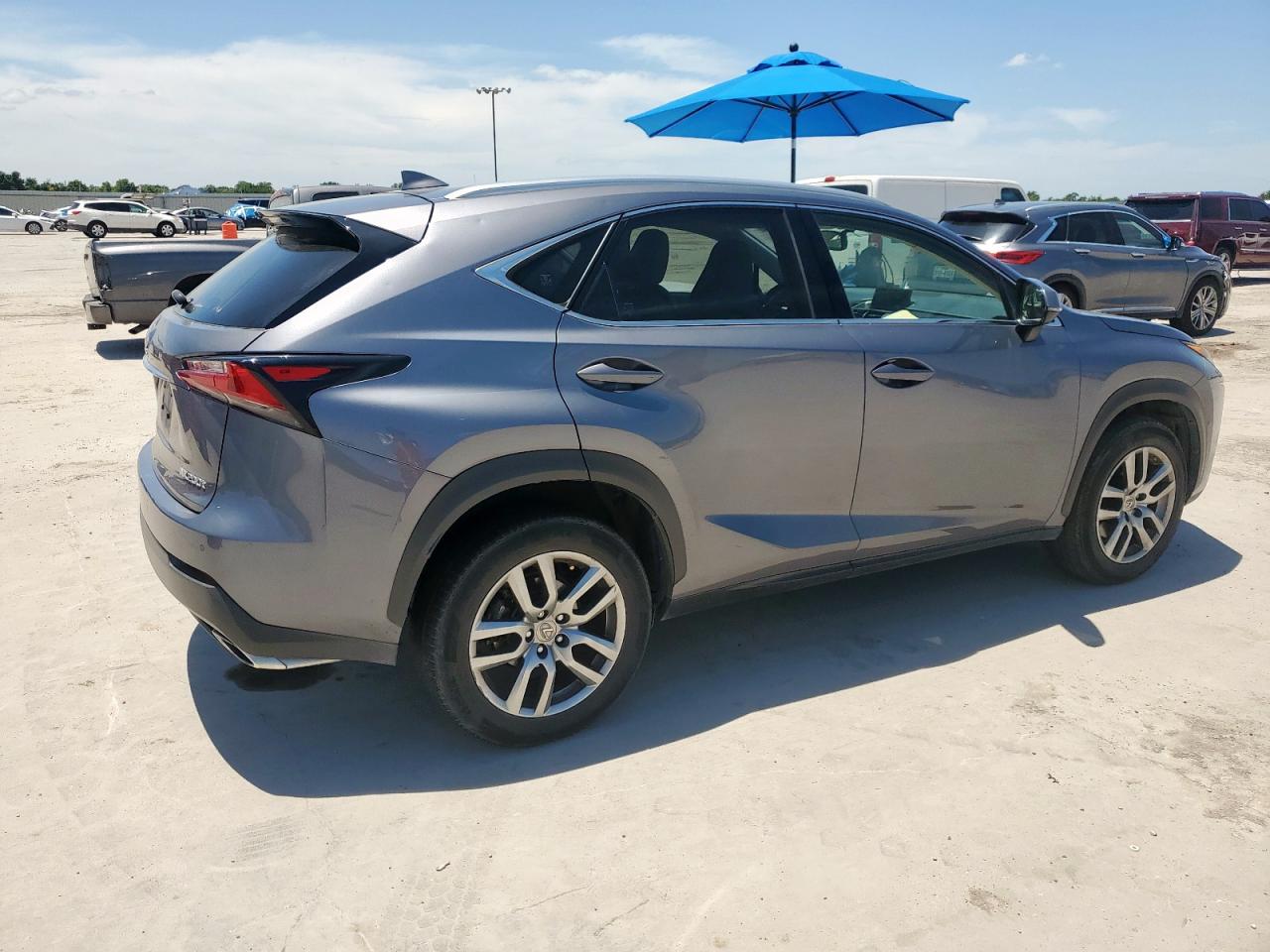 LEXUS NX 200T BASE