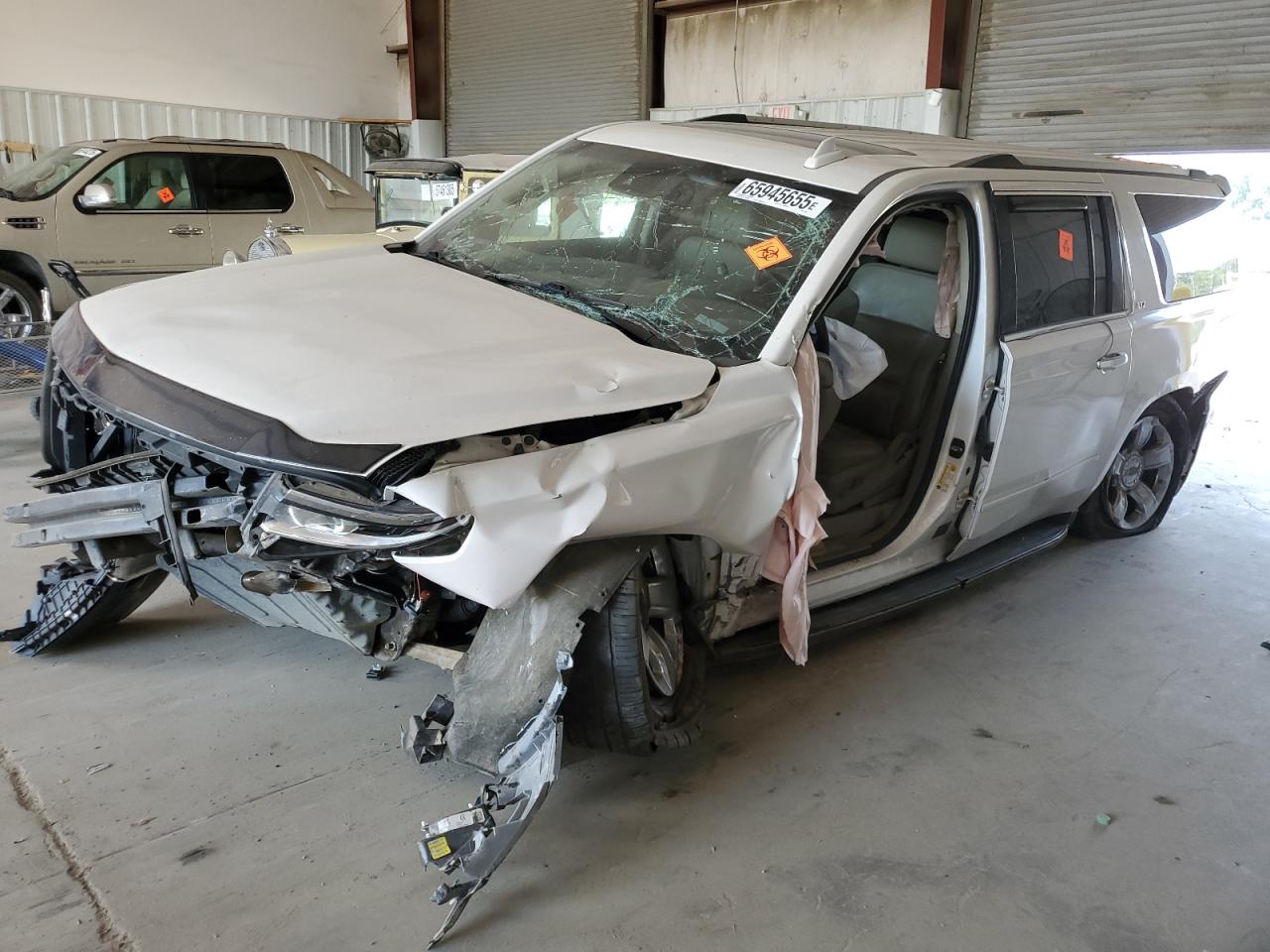 CHEVROLET SUBURBAN C1500 LTZ