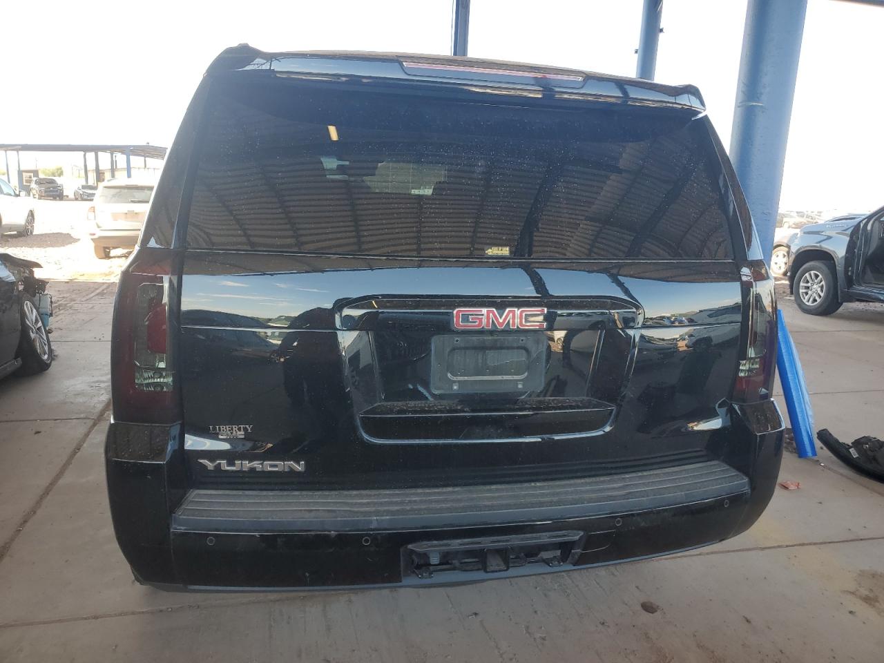 GMC YUKON SLT