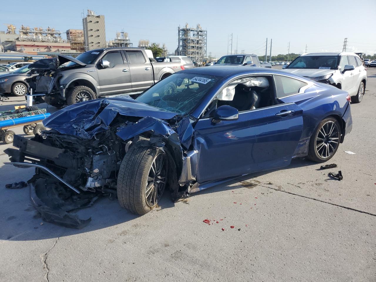 INFINITI Q60 LUXE 300