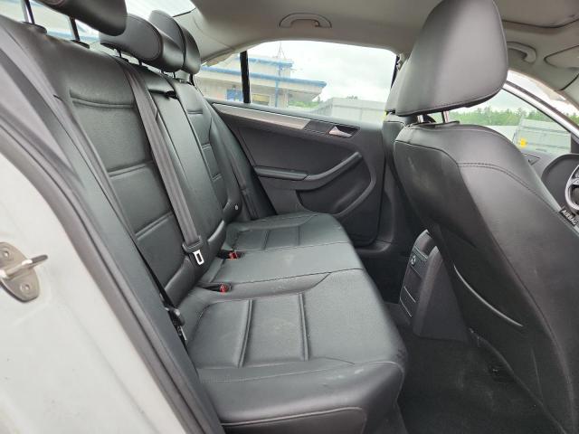 2017 VOLKSWAGEN JETTA SE - 3VWDB7AJ4HM375083