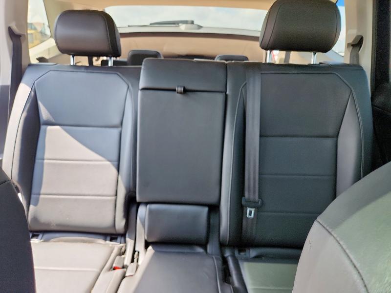 2018 VOLKSWAGEN TIGUAN SE 3VV3B7AX2JM159467
