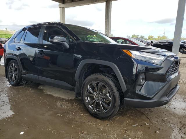 2022 TOYOTA RAV4 XLE P JTMB6RFV4NJ022213