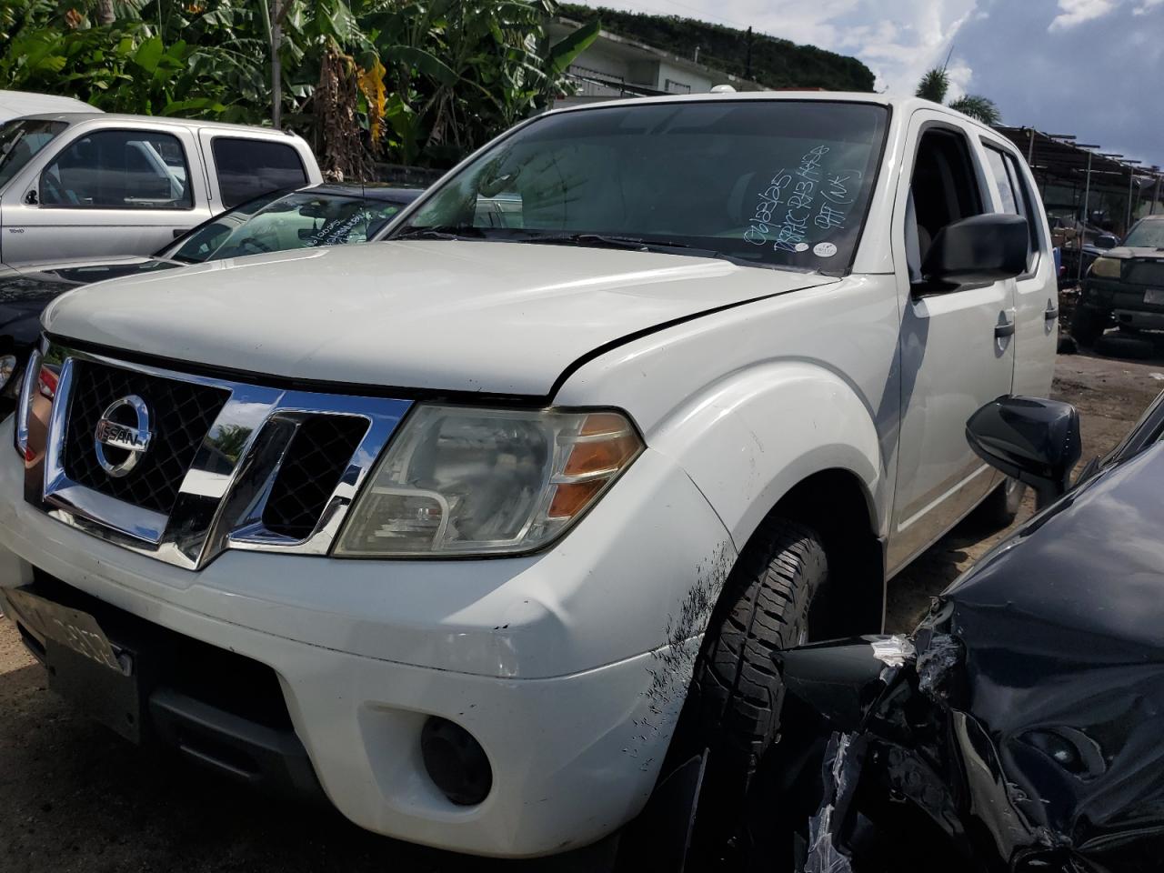 NISSAN FRONTIER S