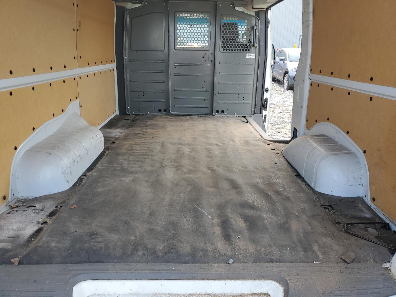 NISSAN NV1500 1500 S