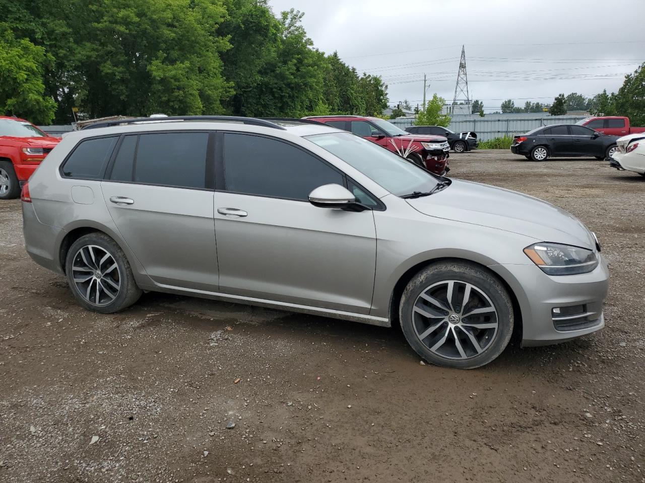 VOLKSWAGEN GOLF SPORTSVAN S