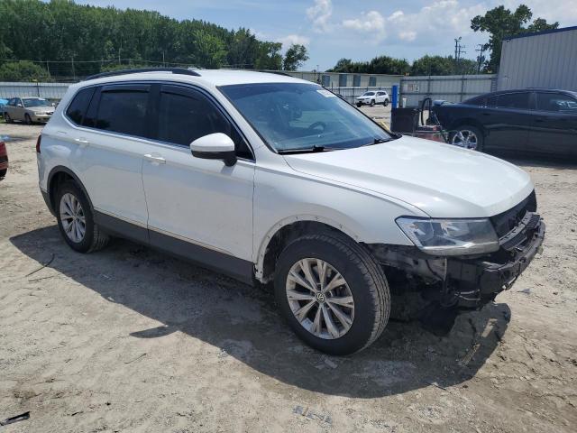 2018 VOLKSWAGEN TIGUAN SE 3VV3B7AX0JM079861