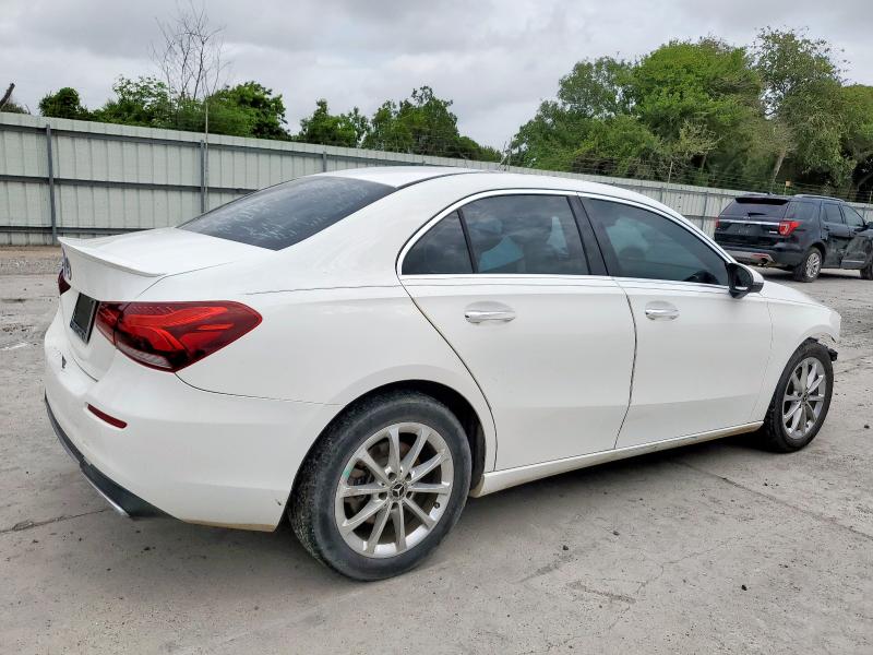 2019 MERCEDES-BENZ A 220 WDD3G4EB5KW006358