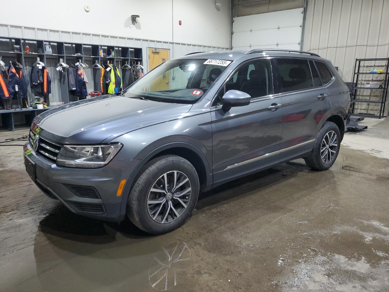 VOLKSWAGEN TIGUAN SE