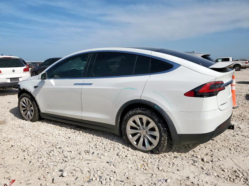 2017 TESLA MODEL X 5YJXCAE22HF061675