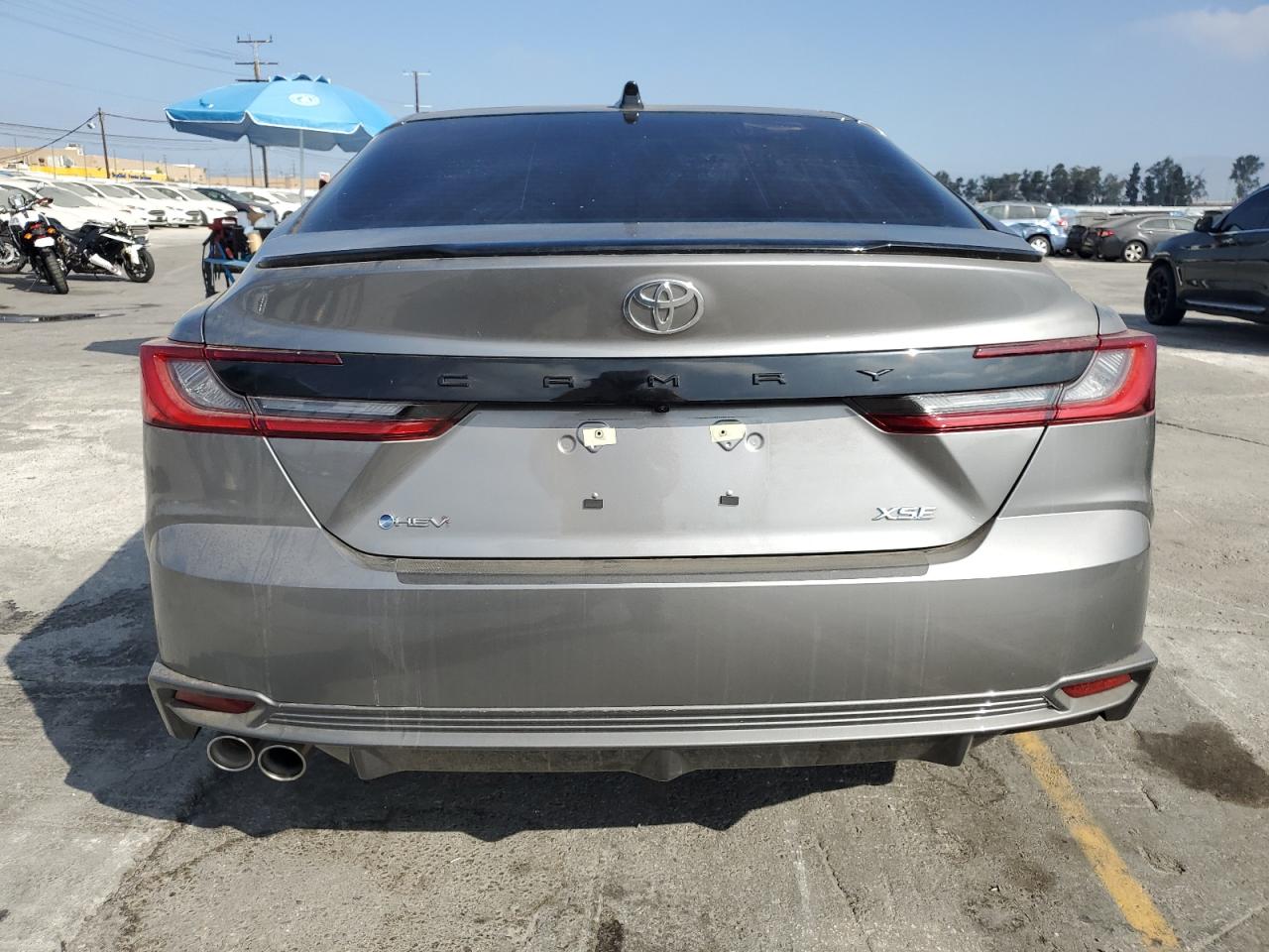 TOYOTA CAMRY XSE