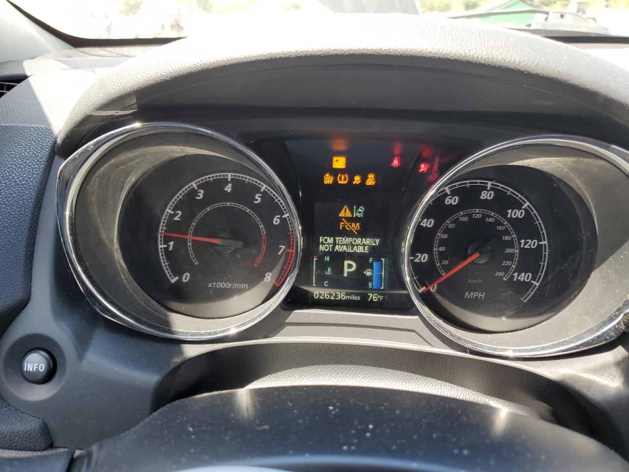 MITSUBISHI OUTLANDER ES