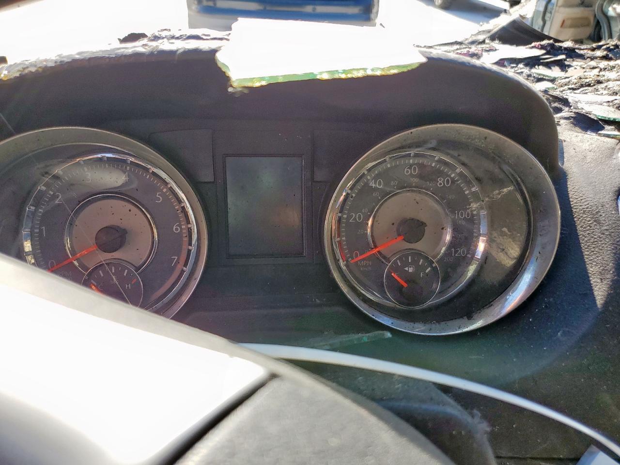 CHRYSLER TOWN & COUNTRY LIMITED