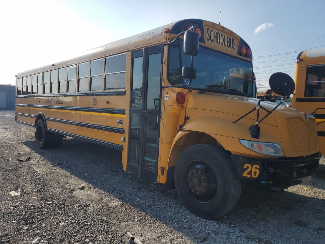 Lot #3225439915 2014 IC CORPORATION 3000 CE