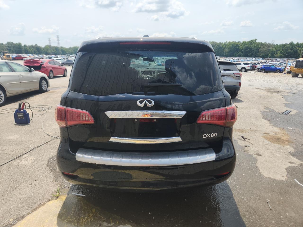 INFINITI QX80 BASE