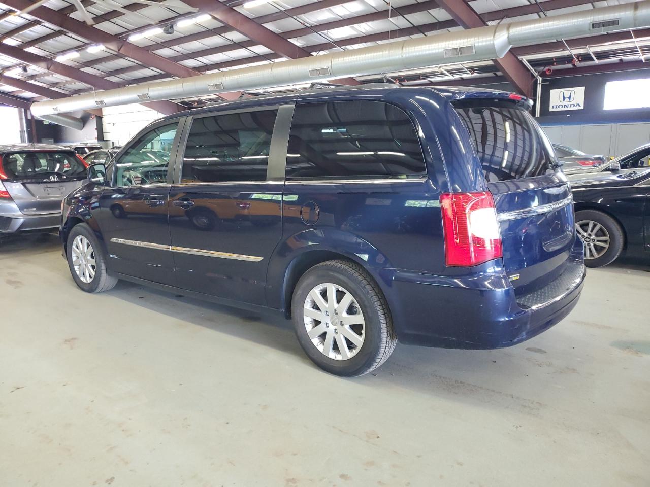 CHRYSLER TOWN & COUNTRY TOURING