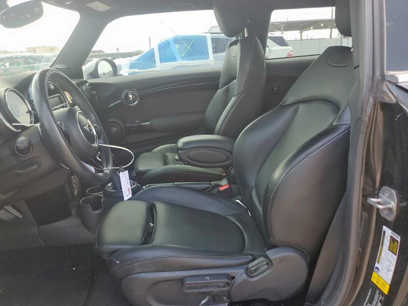 2016 MINI COOPER S WMWXP7C55G2A43161