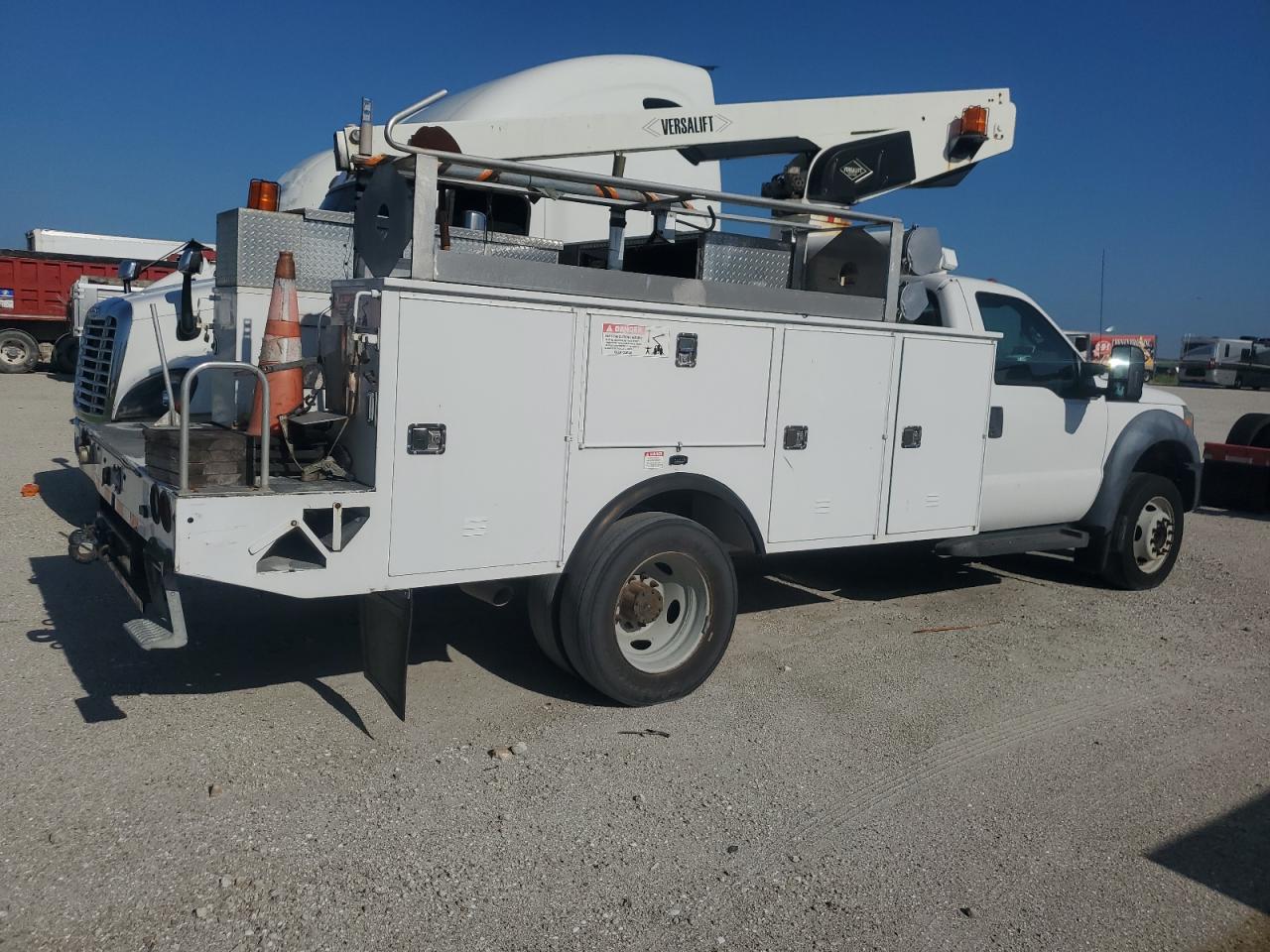 FORD F-450 SUPER DUTY