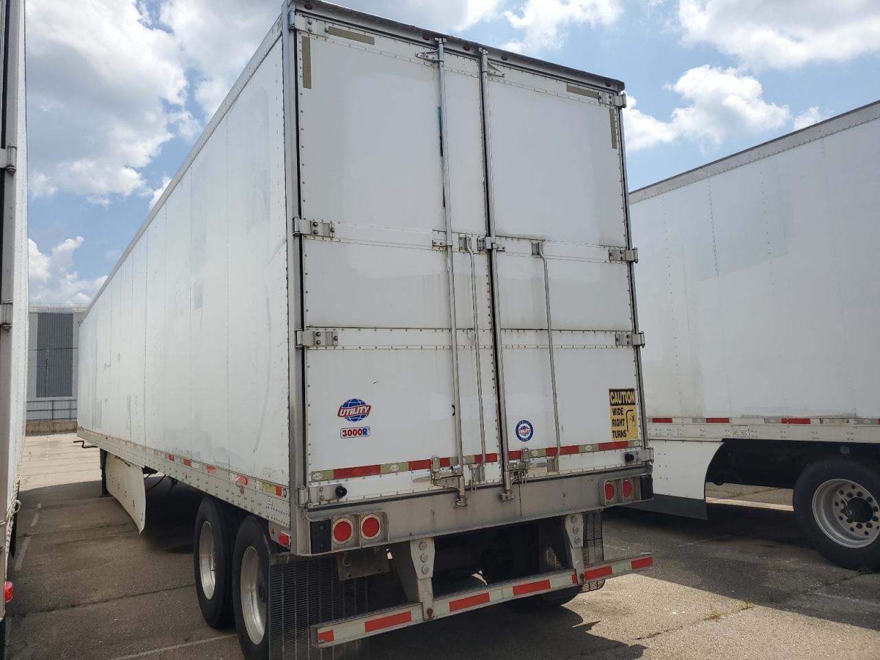 Lot #3205382938 2012 UTILITY VS2RA