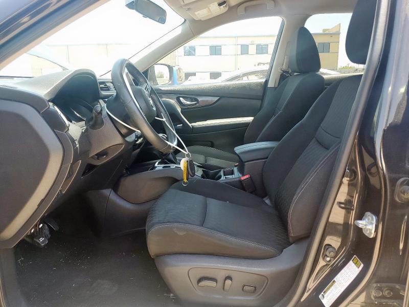 2017 NISSAN ROGUE S KNMAT2MT4HP551305