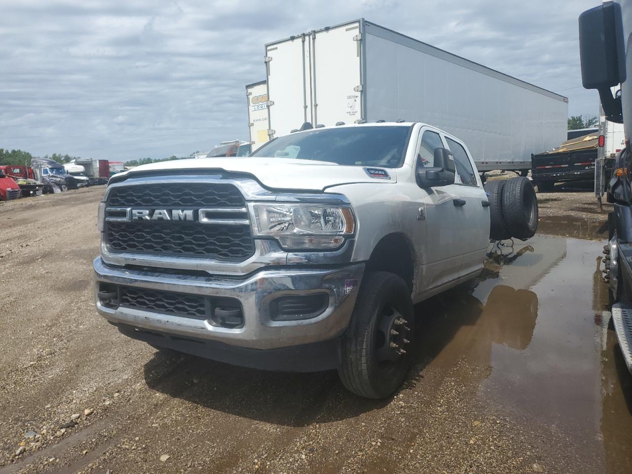 RAM 3500 TRADESMAN