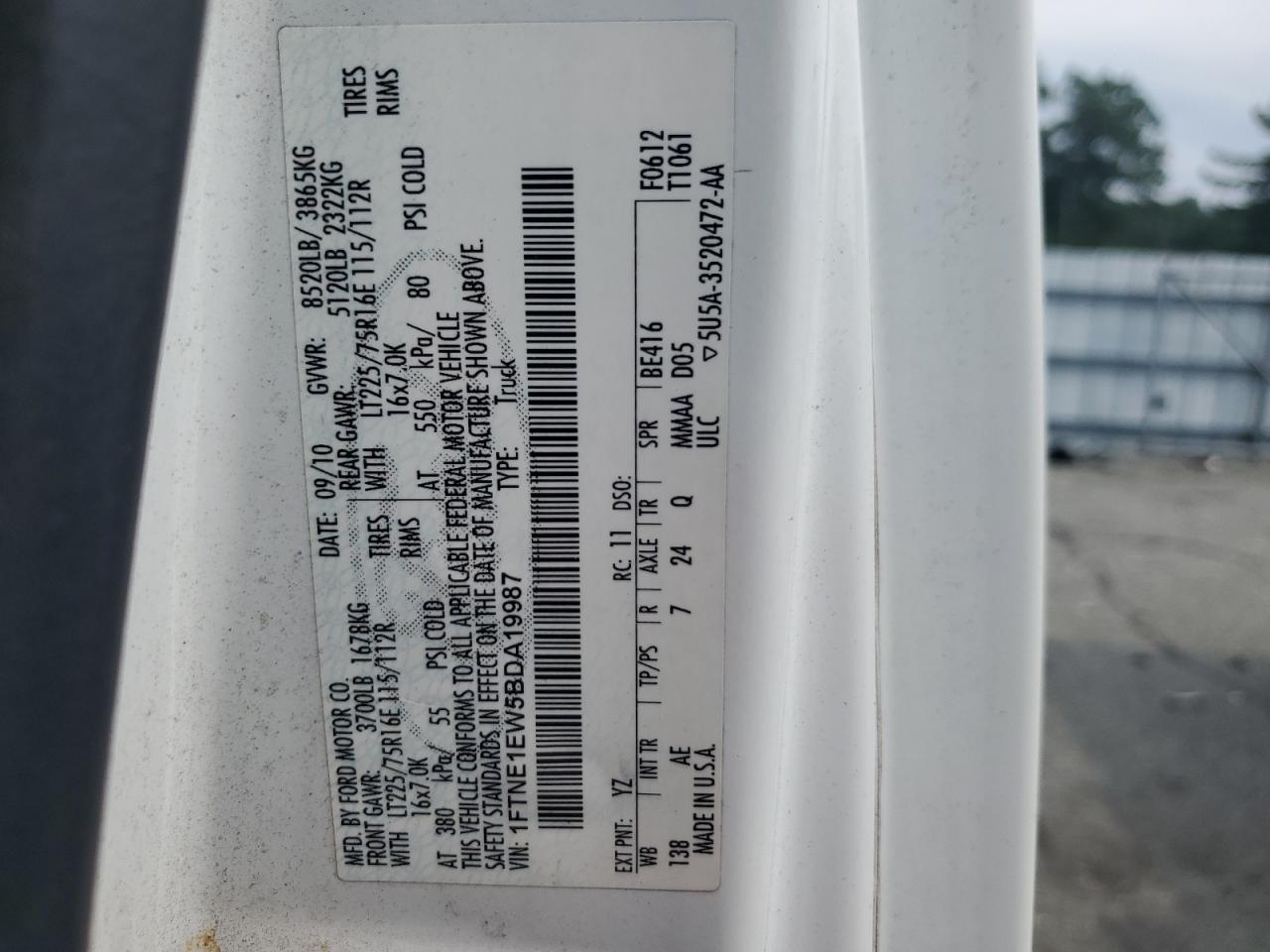 FORD ECONOLINE E150 VAN