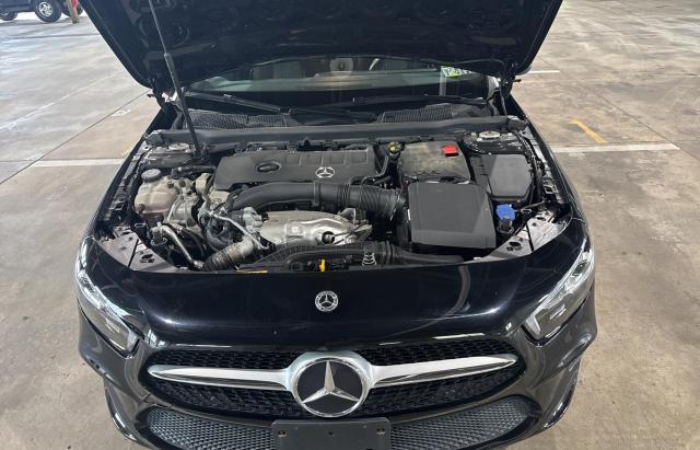 2021 MERCEDES-BENZ A 220 4MAT W1K3G4FB1MJ284995