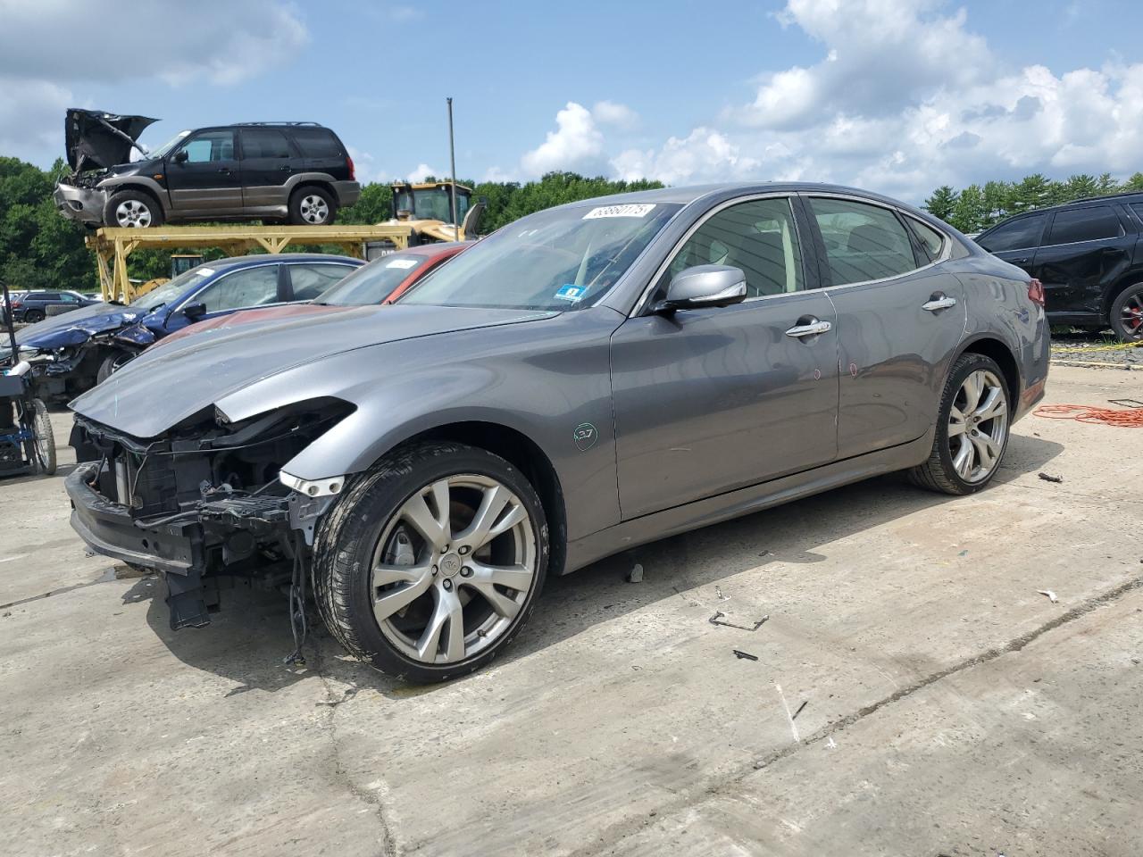 INFINITI Q70 3.7