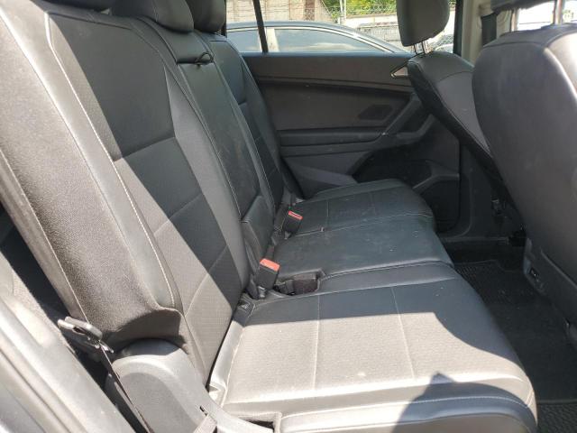 2018 VOLKSWAGEN TIGUAN SE 3VV3B7AX1JM022682